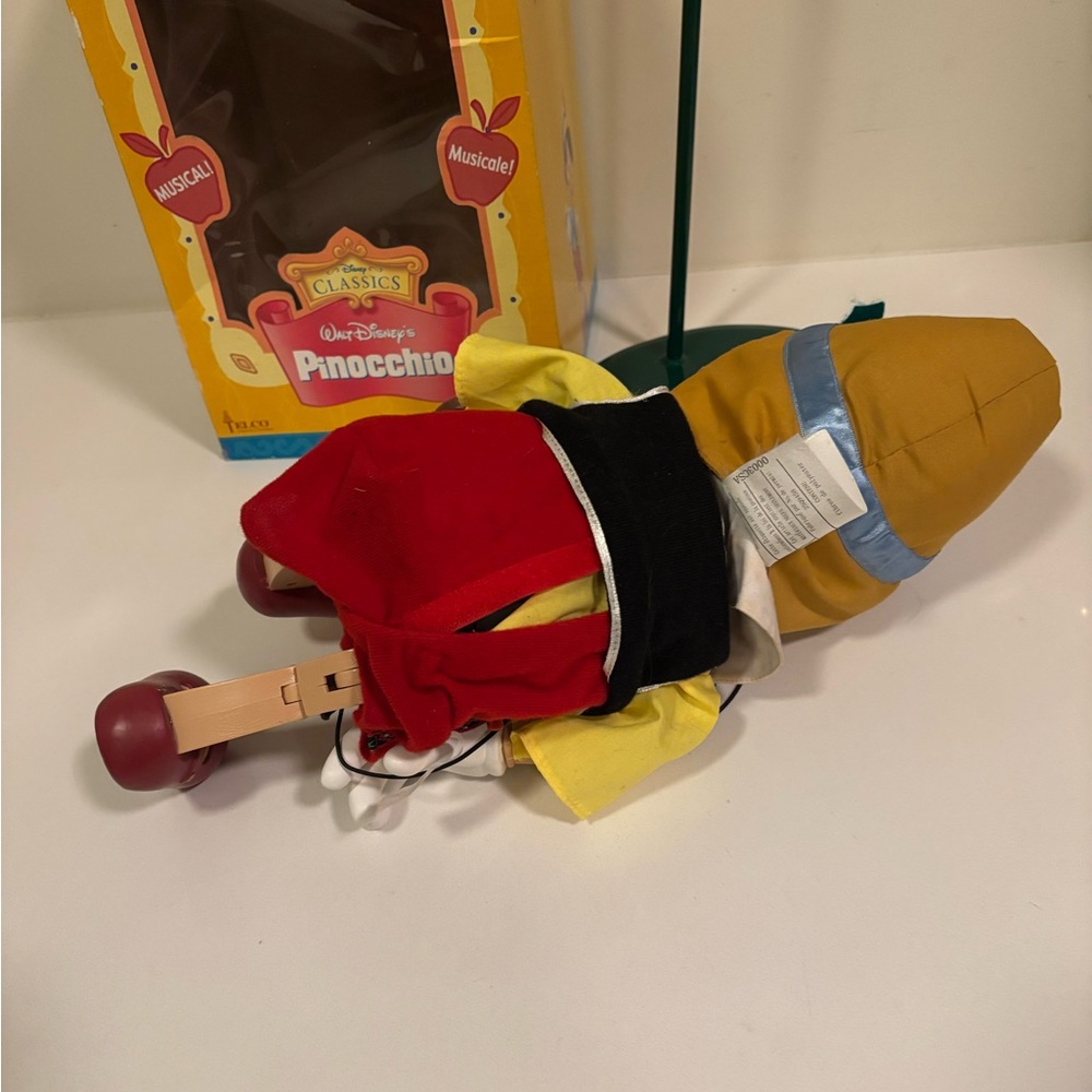 Disney Pinocchio Musical - Picture 3 of 13